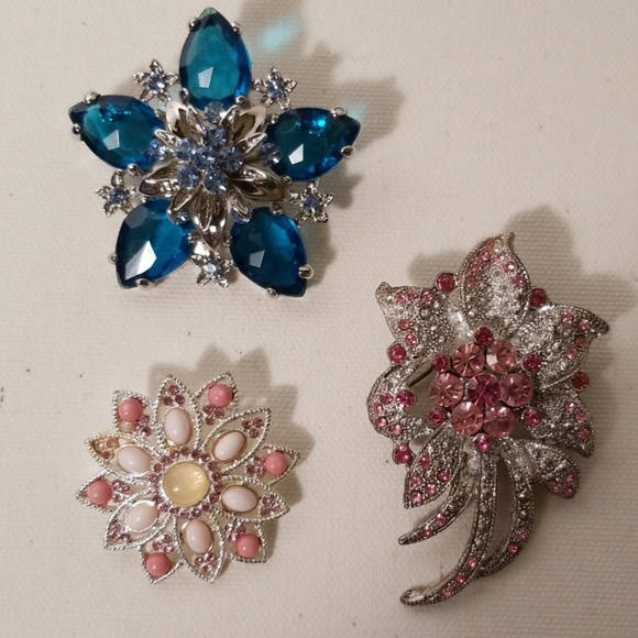 Vintage Jewelry - Three Vintage Brooches